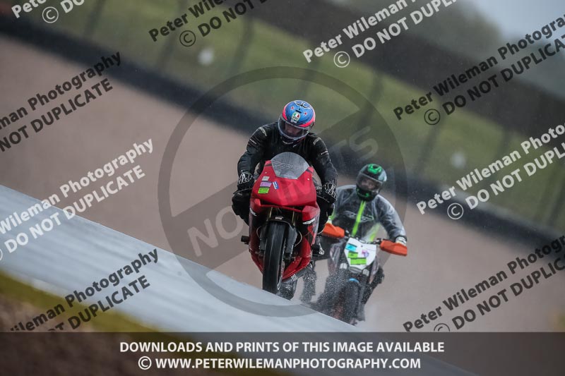 PJM Photography;donington no limits trackday;donington park photographs;donington trackday photographs;no limits trackdays;peter wileman photography;trackday digital images;trackday photos